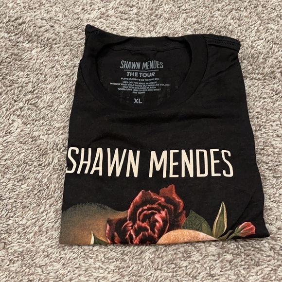 Shawn Mendes FLOWER MASK T-Shirt NEW - Picture 3 of 5